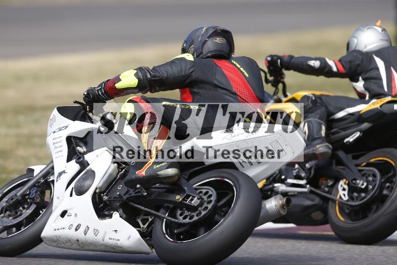 /22 06.07.2026  Pluess Moto Sport ADR/Einsteiger/666